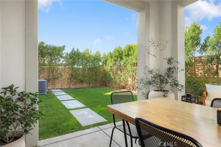 19185 Merryweather Drive, Canyon Country, California 91351