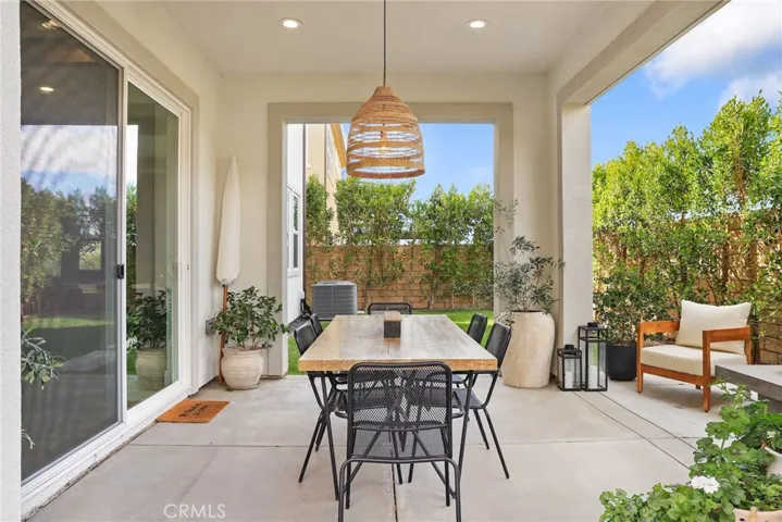 19185 Merryweather Drive, Canyon Country, California 91351