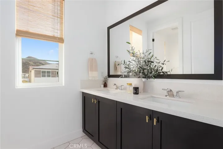 19185 Merryweather Drive, Canyon Country, California 91351