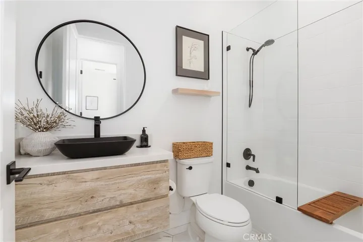 19185 Merryweather Drive, Canyon Country, California 91351