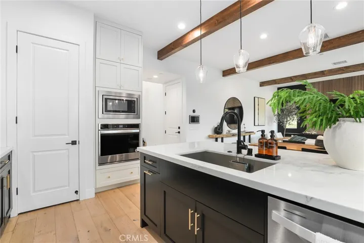 19185 Merryweather Drive, Canyon Country, California 91351