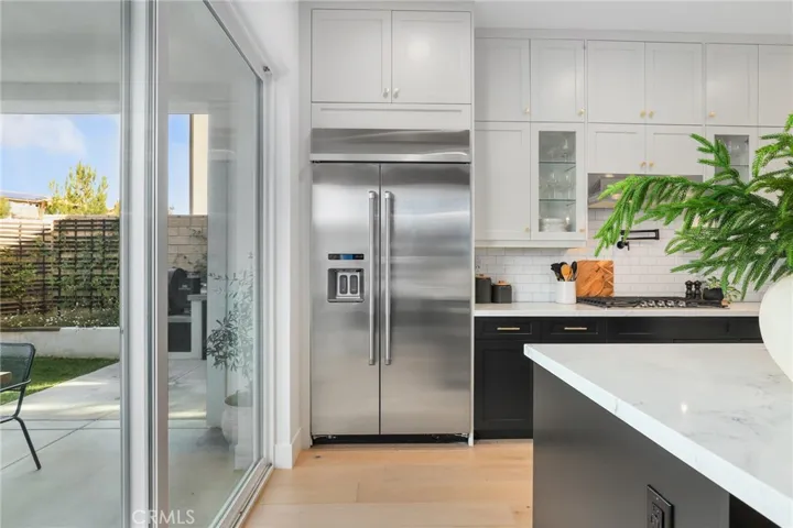 19185 Merryweather Drive, Canyon Country, California 91351