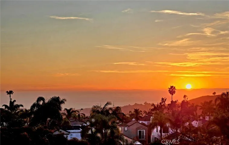 Full ocean and Catalina views