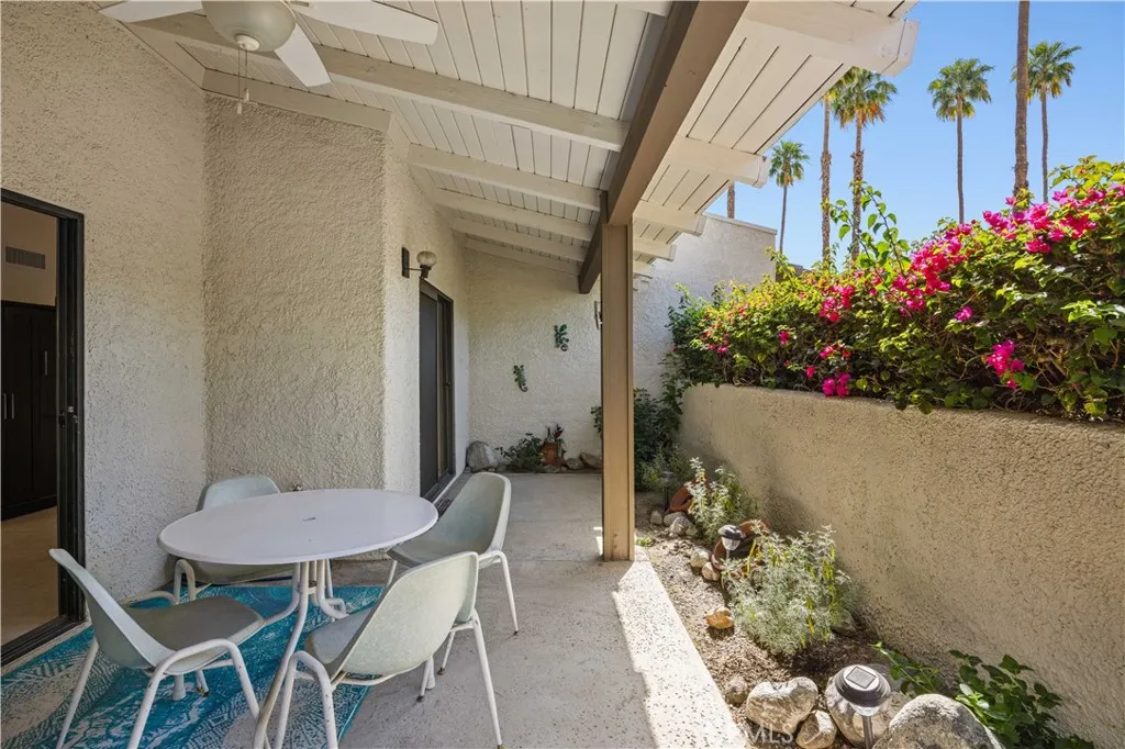 1150 E Palm Canyon Drive 51, Palm Springs, California 92264 home-pic-33