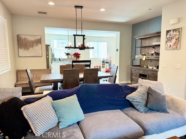1084 W Baseline Road, Claremont, California 91711
