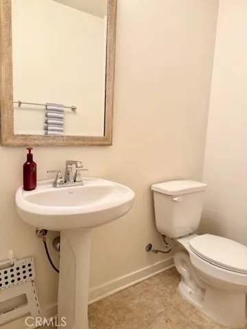 1084 W Baseline Road, Claremont, California 91711