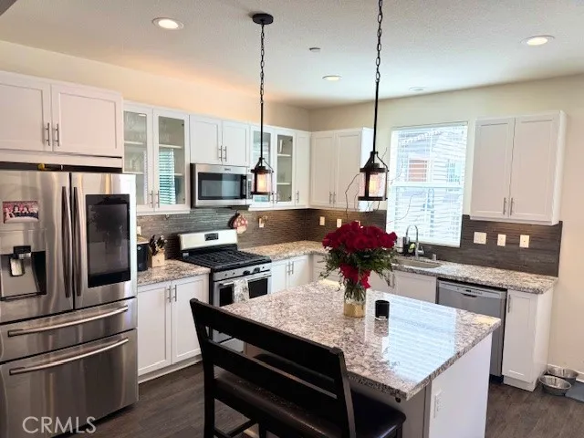 1084 W Baseline Road, Claremont, California 91711