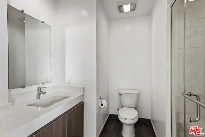 711 Cole Avenue 108, Los Angeles, California 90038