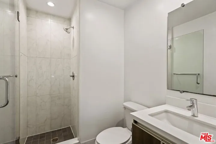 711 Cole Avenue 108, Los Angeles, California 90038