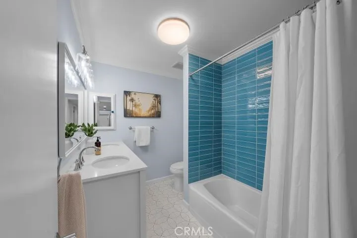 1736 Speyer Lane, Redondo Beach, California 90278