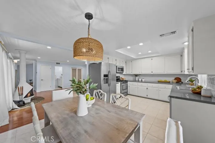 1736 Speyer Lane, Redondo Beach, California 90278