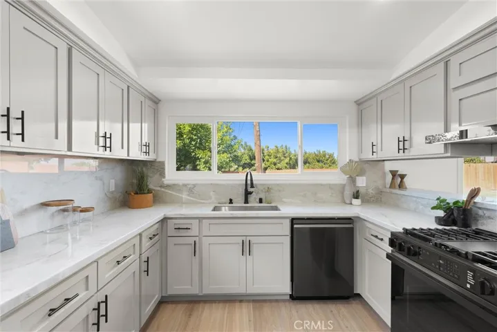 26829 Hyte Road, Rancho Palos Verdes, California 90275