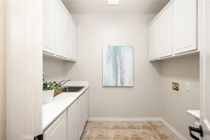 8157 E Bailey Way, Anaheim Hills, California 92808
