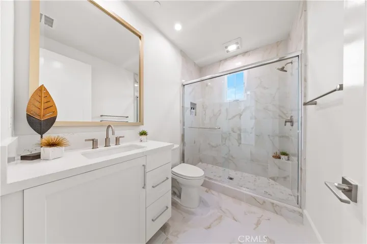 122 Appian Boulevard, Irvine, California 92602
