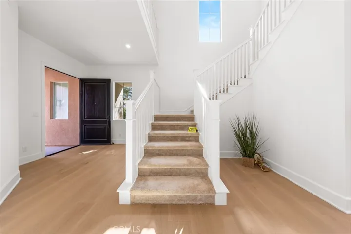 122 Appian Boulevard, Irvine, California 92602