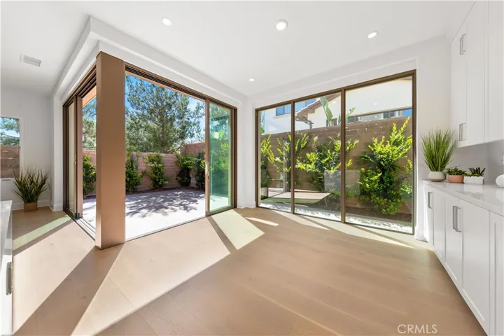 122 Appian Boulevard, Irvine, California 92602