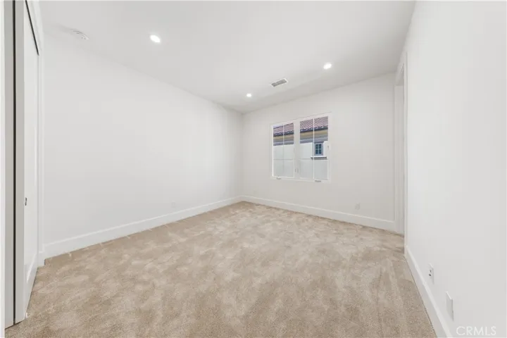 122 Appian Boulevard, Irvine, California 92602