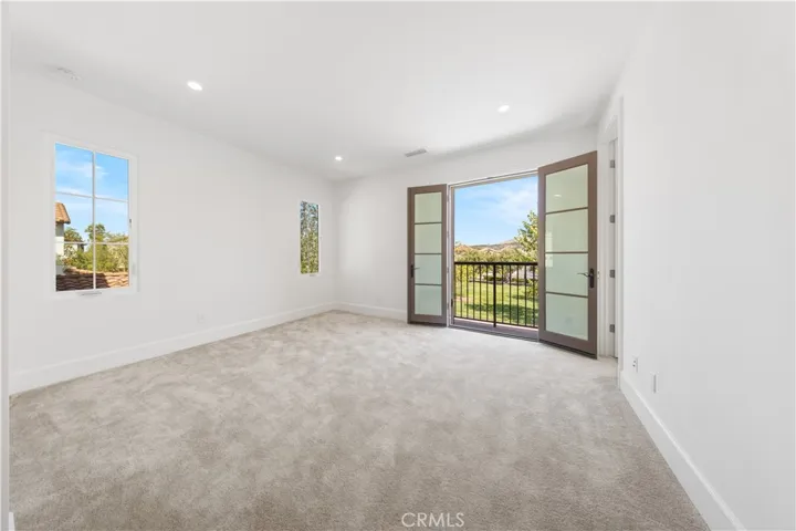 122 Appian Boulevard, Irvine, California 92602