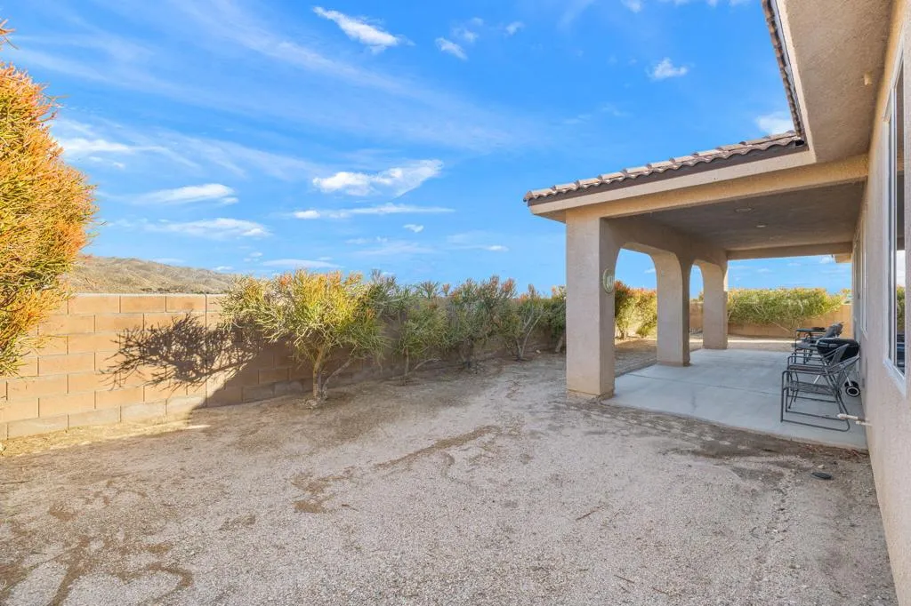 65166 Cliff Circle, Desert Hot Springs, California 92240 home-pic-35