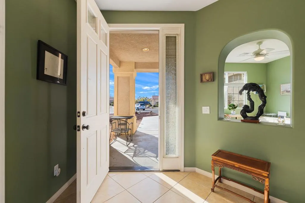 65166 Cliff Circle, Desert Hot Springs, California 92240 home-pic-5