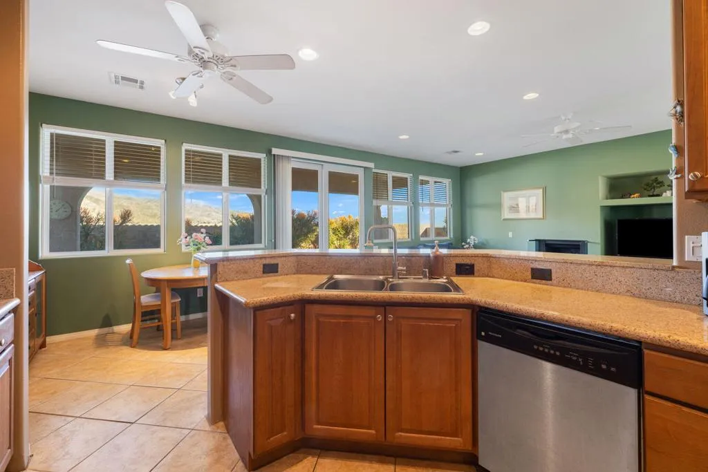 65166 Cliff Circle, Desert Hot Springs, California 92240 home-pic-14