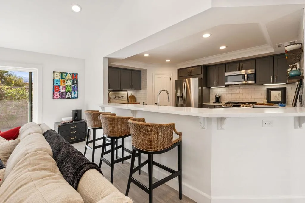 48890 Eisenhower Dr Drive, La Quinta, California 92253 home-pic-37