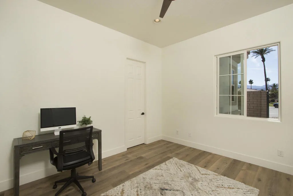 44520 Via Terra Nova, La Quinta, California 92253 home-pic-35