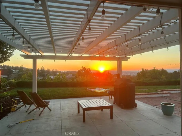 581 S Paseo De Luna, Anaheim Hills, California 92807
