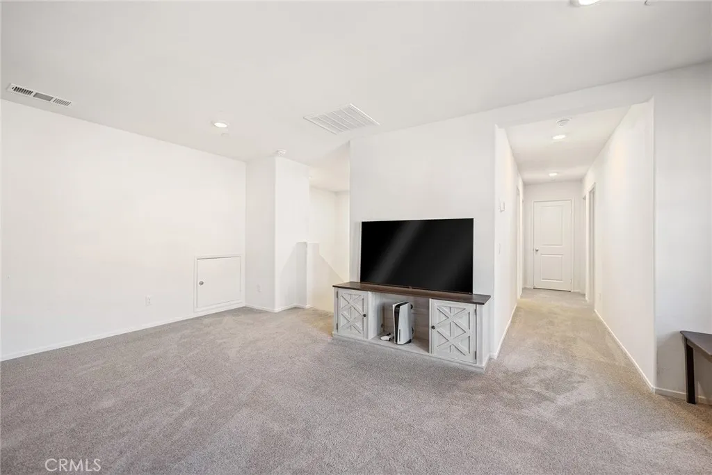 740 Burt Street, San Jacinto, California 92583 home-pic-7