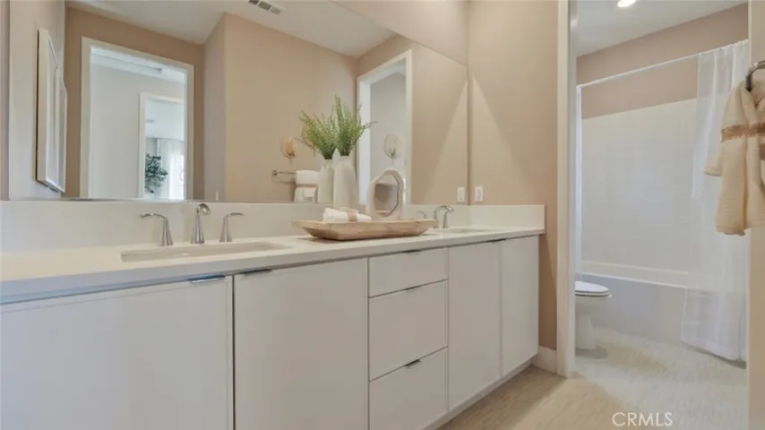 Photos shown are of model only- not actual homesite.