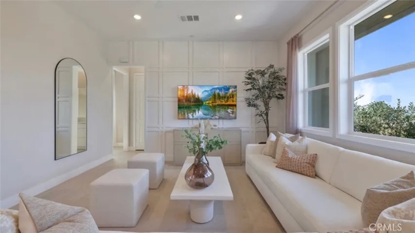 Photos shown are of model only- not actual homesite.
