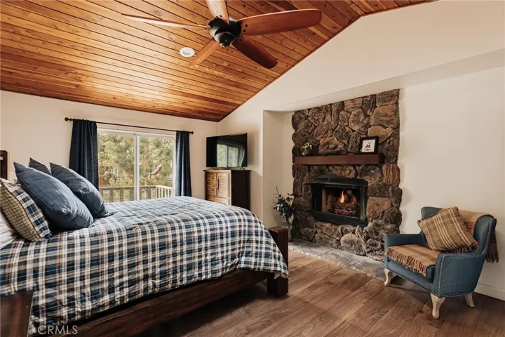 1021 W London Lane, Big Bear City, California 92314