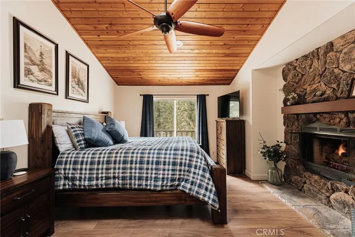 1021 W London Lane, Big Bear City, California 92314