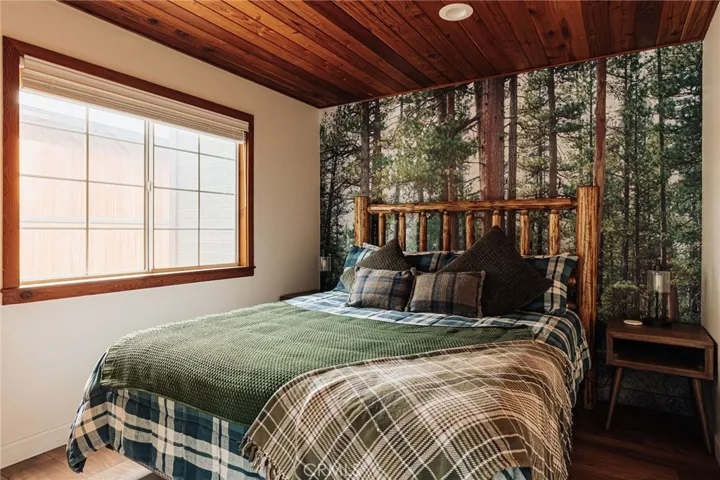 1021 W London Lane, Big Bear City, California 92314