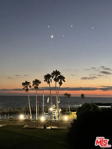250 The 103, Redondo Beach, California 90277