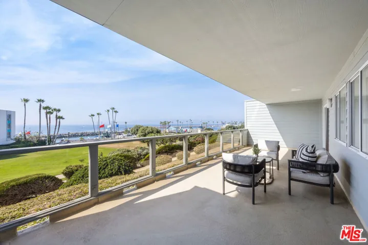 250 The 103, Redondo Beach, California 90277
