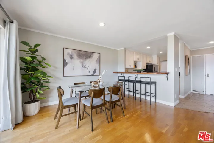 250 The 103, Redondo Beach, California 90277
