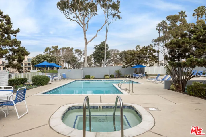 250 The 103, Redondo Beach, California 90277