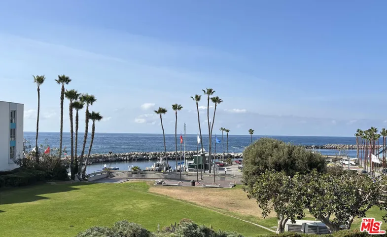 250 The 103, Redondo Beach, California 90277