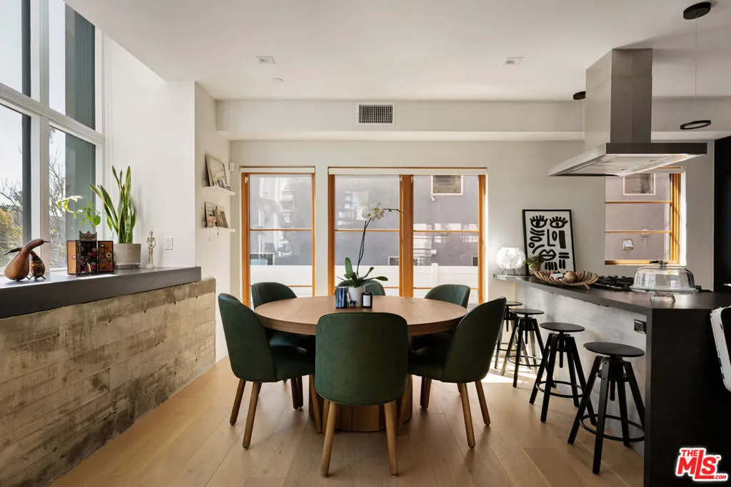 1033 N Vista Street D, West Hollywood, California 90046 home-pic-8