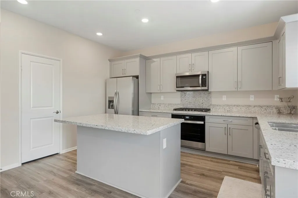 6324 Autumn Leaf, Jurupa Valley, California 92509 home-pic-8