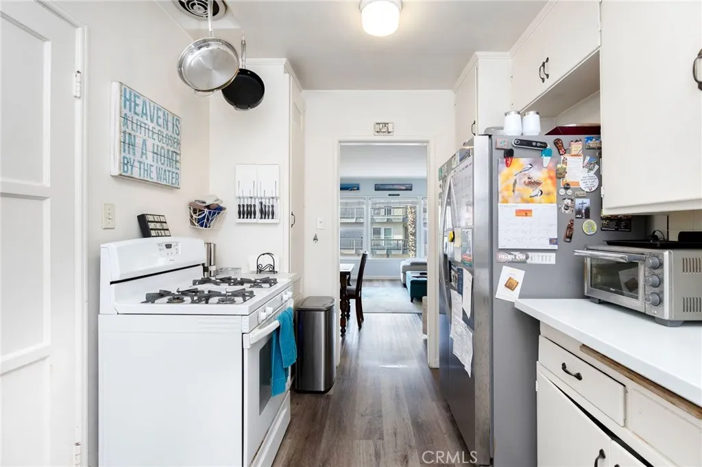 2 2nd Street, Hermosa Beach, California 90254 home-pic-25