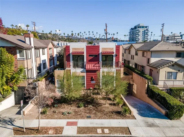 1212 Viola Avenue 104, Glendale, California 91202