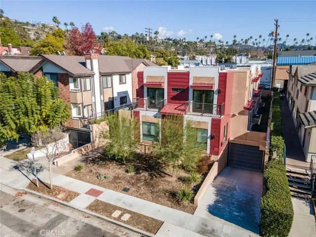 1212 Viola Avenue 104, Glendale, California 91202