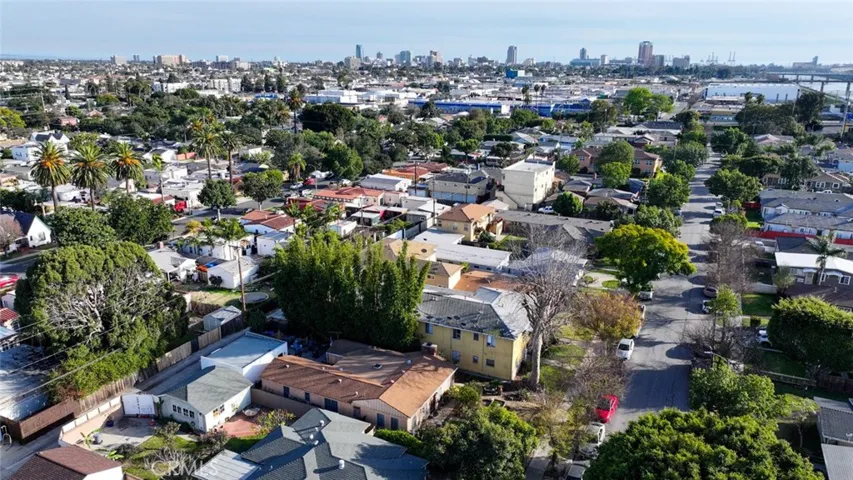 1956 San Francisco Avenue, Long Beach, California 90806