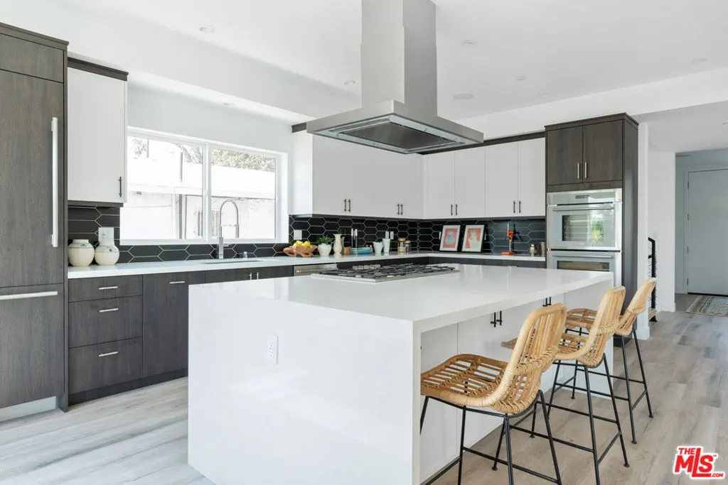 2512 Berkeley Avenue, Los Angeles, California 90026 home-pic-14