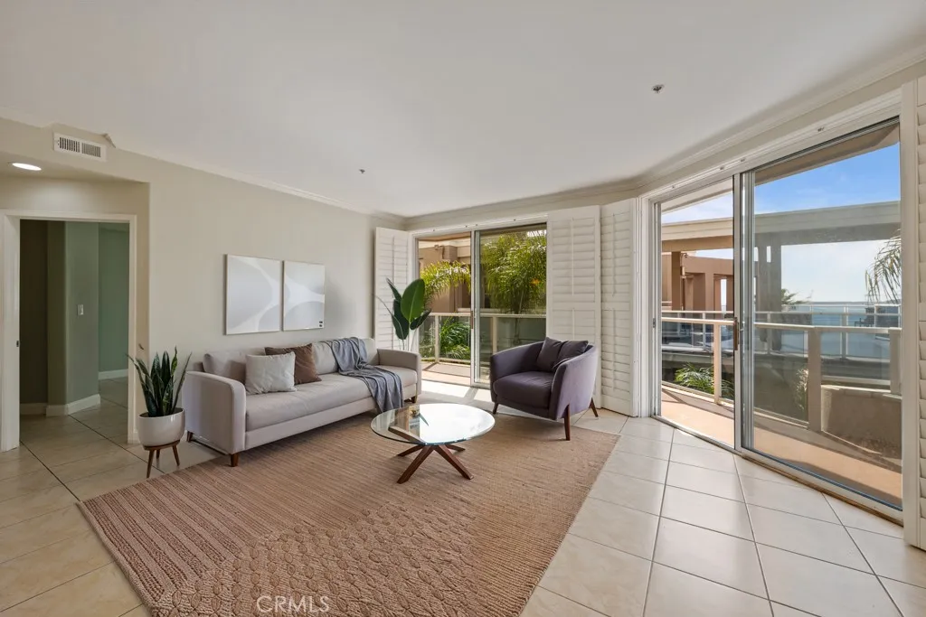 1500 E Ocean Boulevard 409, Long Beach, California 90802 home-pic-6