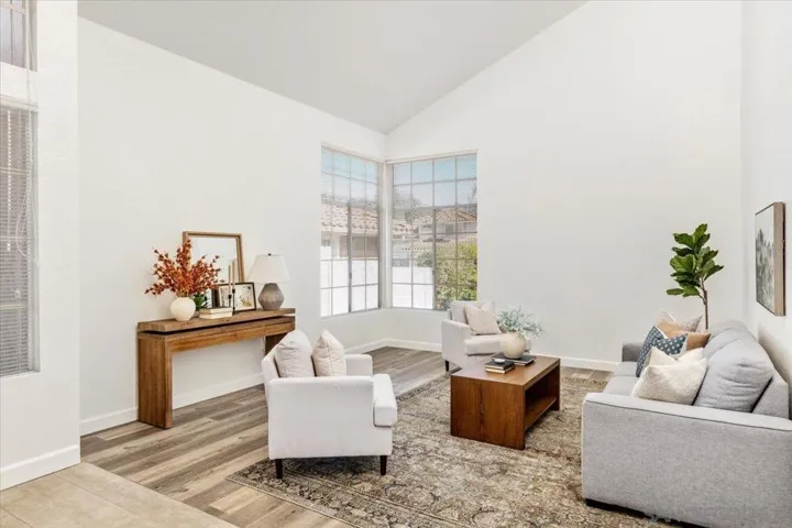 2211 Terracewood Ln, Escondido, California 92026