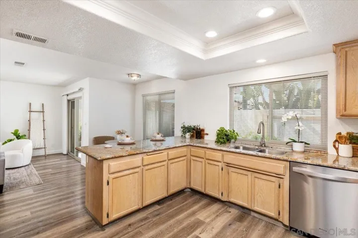 2211 Terracewood Ln, Escondido, California 92026