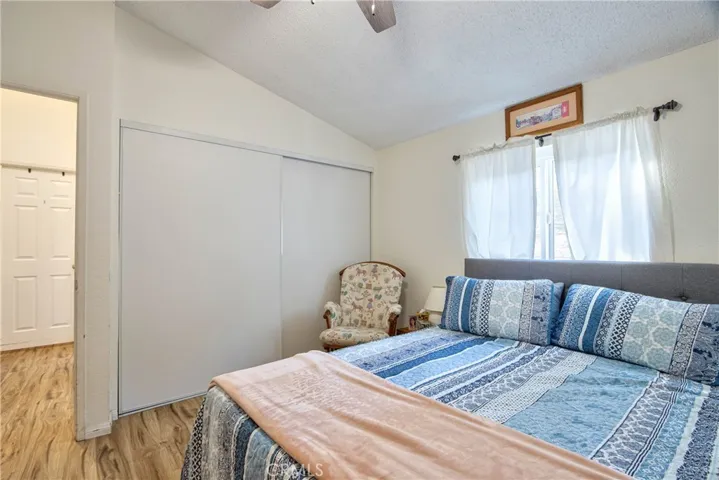 32868 Los Encinos Road, Temecula, California 92592
